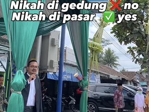 Pengantin di Sleman Viral Menikah di Pasar, Pedagang Buka Stand Jajanan Jadul