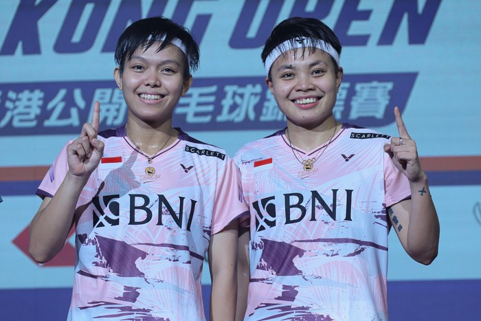 Ganda putri Indonesia Apriyani Rahayu/Siti Fadia Silva Ramadhanti menjuarai Hong Kong Open 2023 usai mengalahkan pasangan Malaysia Pearly Tan/Thinaah Muralitharan di final.