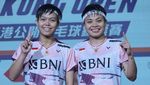 Potret Apriyani/Fadia di Podium Juara Hong Kong Open 2023