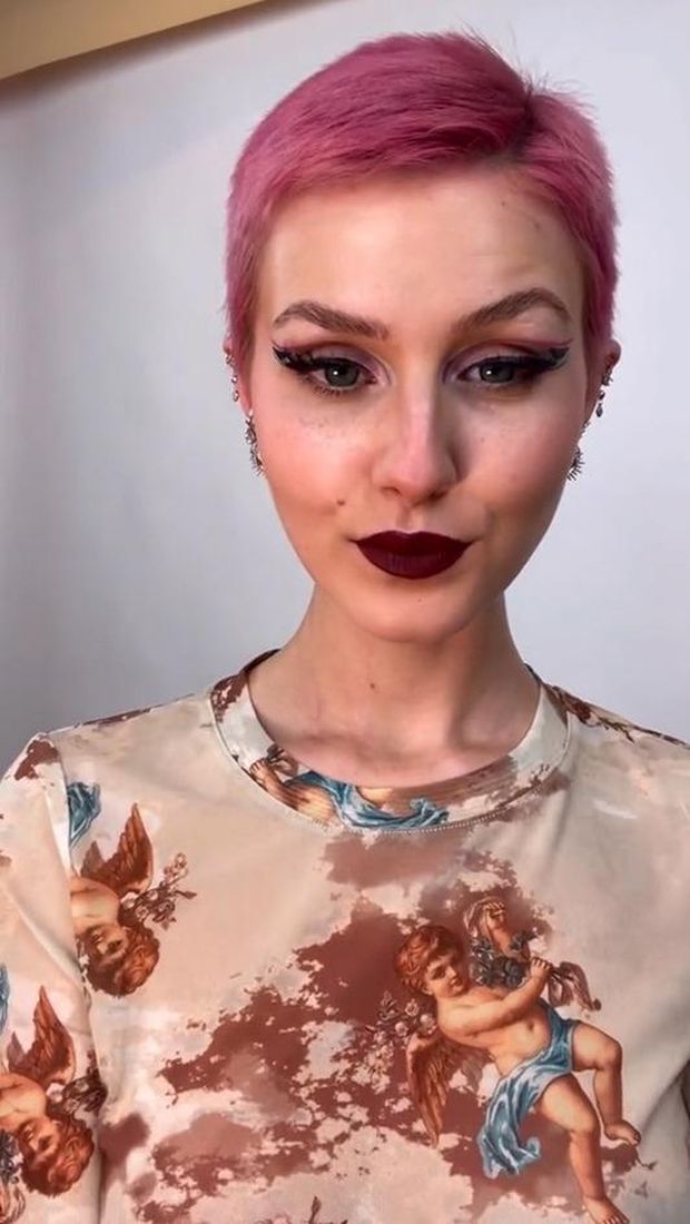 Cat rambut pakai bit Cat rambut pakai bit