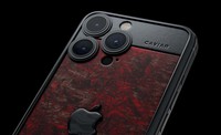 iPhone 15 Pro berlapis emas