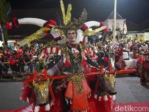 Madura Ethnic Carnival 2023 Sukses Hipnotis Ribuan Penonton di Sumenep