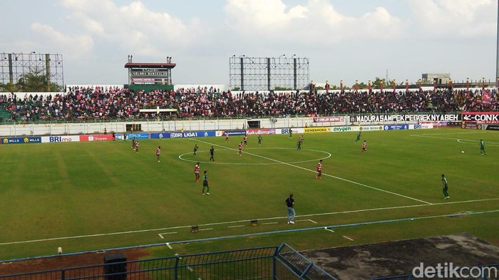 Madura United vs Persebaya