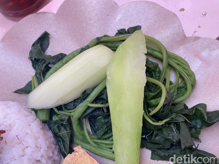 Pink Tempong, nasi tempong yang pedasnya bikin nagih di Bali
