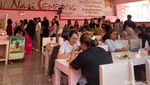 Rela Antre Demi Cicip Pedasnya Sambal Tempong yang Hits di Bali