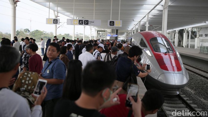 Suasana di dalam Kereta Cepat Jakarta-Bandung (Marlinda/detikcom)