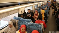 Saat ini tiket yang dipesan telah mencapai 98% untuk jadwal keberangkatan 18 s.d 24 September 2023. Bagi masyarakat yang belum mendapatkan tiket, pendaftaran selanjutnya akan dibuka tgl 24 September untuk jadwal perjalanan uji coba 25 s.d 30 September 2023.  