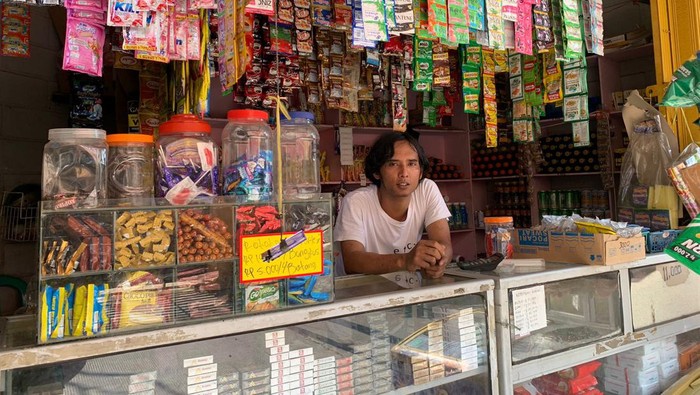 Rahasia Tetap Eksisnya Warung Madura di tengah gempuran Alfamart cs