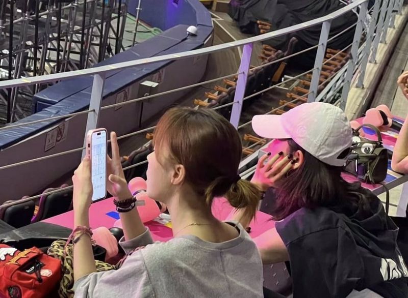 aespa nonton konser BLACKPINK Born Pink finale di Seoul pada Minggu (17/9/2023).