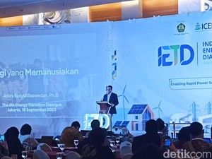 Anies Cerita Pernah Diprotes Saat Ubah Sistem Rekrutmen SMP-SMA di DKI