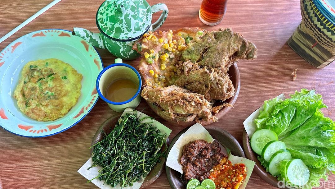 Ayam goreng populer di Bandung