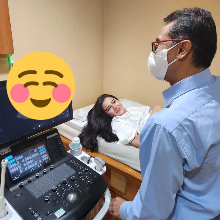 bella bonita hamil anak pertama