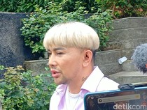 Caren Delano Jadi Wedding Stylist untuk Billy Syahputra dan Vika Kolesnaya