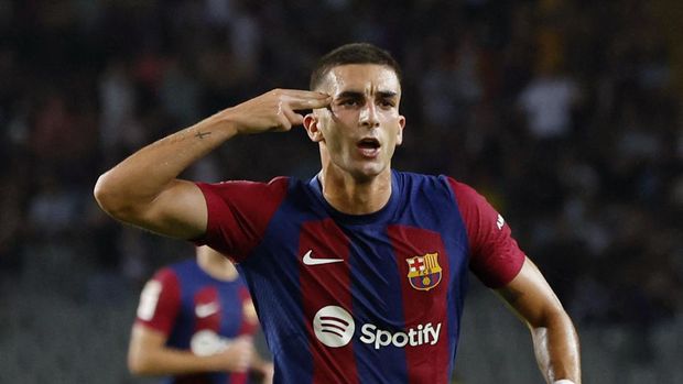 Soccer Football - LaLiga - FC Barcelona v Real Betis - Estadi Olimpic Lluis Companys, Barcelona, Spain - September 16, 2023 FC Barcelona's Ferran Torres celebrates scoring their third goal REUTERS/Albert Gea