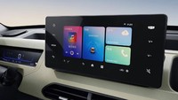 Masuk ke dalam interior, terdapat panel instrumen 9,2 inci. Foto: Geely