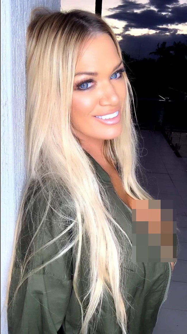 Gina Stewart pertama kali populer pada 2018 setelah mengikuti kontes Maxims Finest Australia. Ia lalu menyebut dirinya sendiri sebagai nenek terseksi di dunia karena telah memiliki satu cucu. Banyak pula netizen yang menjulukinya sebagai hottest gran. Foto: Instagram @ginastewartofficial