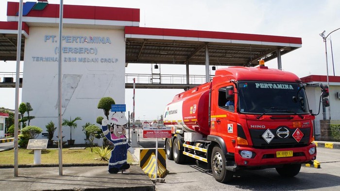 Ilustrasi mobil tangki Pertamina. (istimewa)