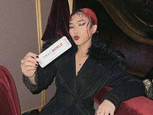 Foto: Isyana Sarasvati Eksis di Vogue World, Ketemu Kate Winslet dan Anna Wintour