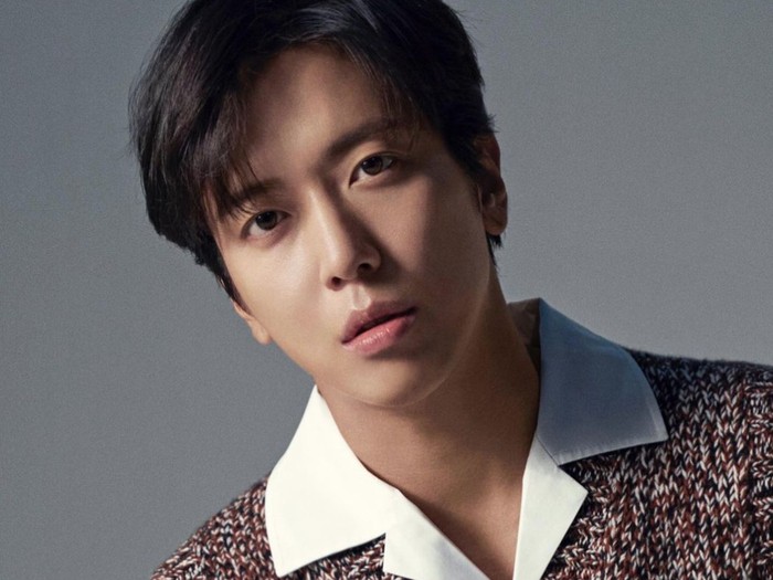 Jung Yong Hwa