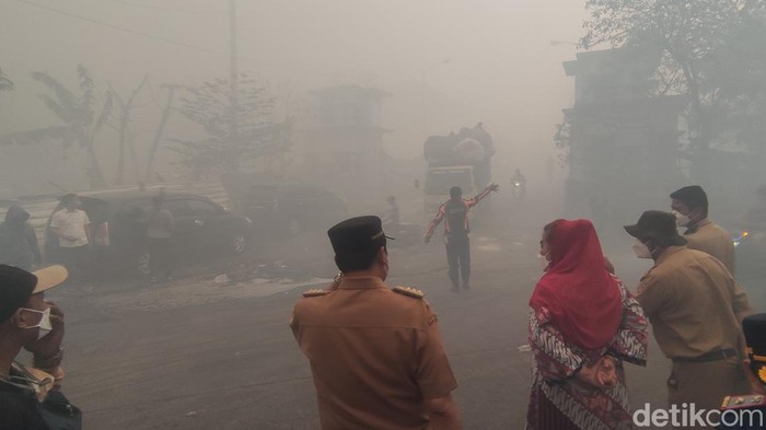 Kebakaran di TPA Jatibarang, Semarang, Senin (18/9/2023) sore.