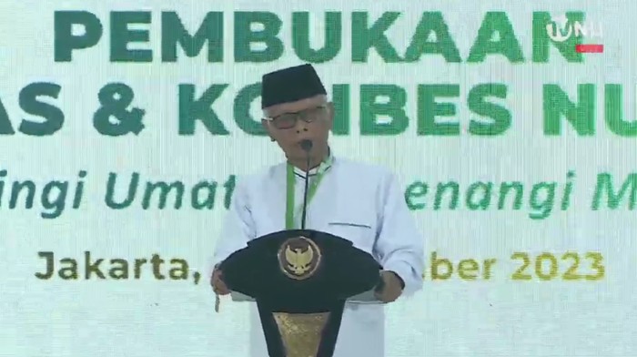 Ketua Umum Majelis Ulama Indonesia (MUI) KH Anwar Iskandar