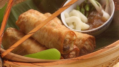 20 Lumpia khas Semarang yang Padat Ada di Sini