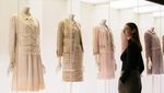 Mengagumi Karya Gabrielle Chanel Lewat Pameran Fashion Manifesto