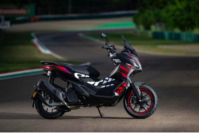 New Aprilia SR GT bergaya MotoGP New Aprilia SR GT bergaya MotoGP