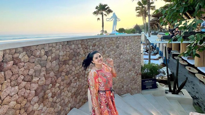 Nur Utami, selebgram asal Makassar ditetapkan sebagai tersangka terkait jaringan Fredy Pratama. Foto: instagram @nurutami.s