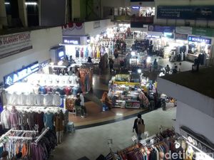 Sesepi Ini Pasar Tanah Abang