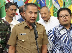 Pj Gubernur Jabar Ungkap Alasan Cabut Izin Acara Anies di GIM