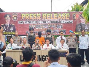 Motif Teman Bunuh Teman yang Tulis Maaf Ya Teh Pakai Darah di Dinding