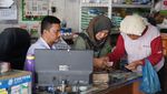 Pupuk Bersubsidi Kini Bisa Dibeli Lewat Aplikasi