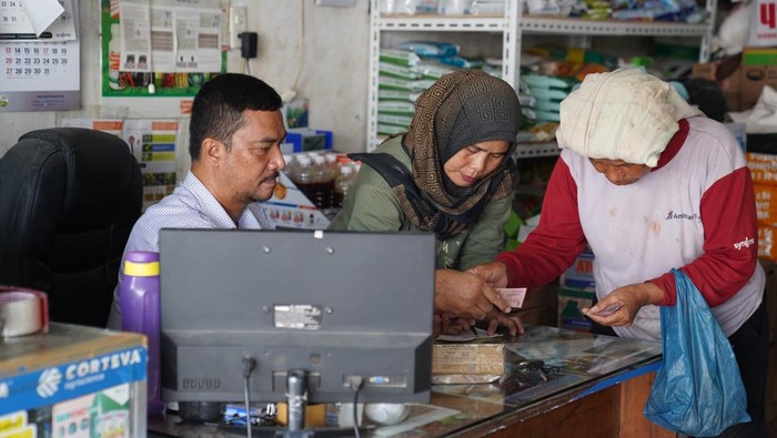 Sesuai arahan presiden Jokowi, Kementan terus memperbaiki data pertanian lewat aplikasi digital, salah satunya lewat sistem i-Pubers (Integrasi Pupuk Bersubsidi) ini.
