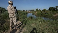 Konflik ini berakar dari pembangunan terusan, atau saluran buatan di wilayah Haiti yang dikhawatirkan akan mengubah arus Sungai Massacre yang seharusnya mengalir ke kedua negara.
