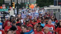 Pemogokan melibatkan sekitar 12.700 pekerja gabungan terjadi di pabrik perakitan yang dioperasikan oleh Ford di Wayne, Michigan, GM di Wentzville, Missouri, dan merek Jeep di Toledo, Ohio. Pabrik-pabrik ini memiliki peran penting dalam produksi beberapa kendaraan Detroit Three yang memiliki penjualan terlaris. 