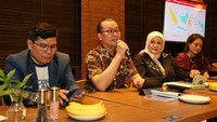 Ketua Umum Organisasi Profesi Kehumasan Indonesia (PERHUMAS), Boy Kelana Soebroto, MCIPR, menegaskan perusahaan yang melakukan terobosan inovasi dan memberikan manfaat paling besar bagi customer dan masyarakat akan mendorong lompatan peningkatan kepercayaan dan reputasi perusahaan atau lembaga karena mampu mempertahankan relevansi produk dan jasa secara berkelanjutan. Foto: Istimewa