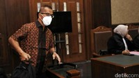 Perkara dugaan korupsi ini merupakan yang kedua bagi mantan Dirut Garuda Emirsyah Satar.  