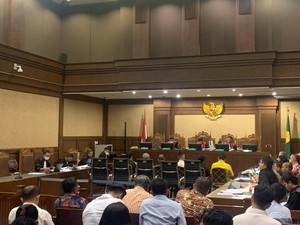 Bisa-bisanya Para Tersangka Korupsi BTS Kominfo Punya Grup Main Judi