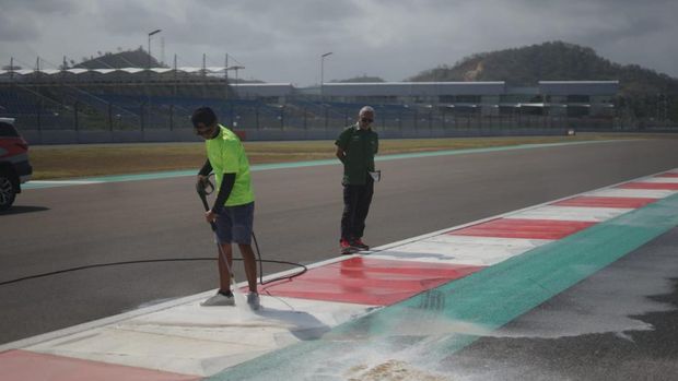 Sirkuit Mandalika dipoles jelang gelaran MotoGP 2023