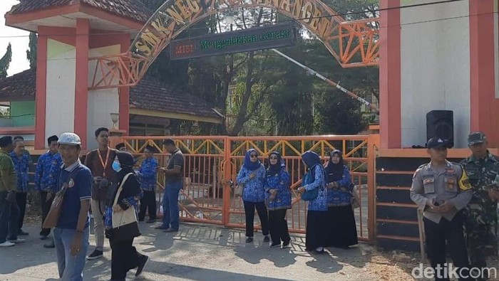 SMKN Kalinget di Sumenep Disegel gegara Sengketa Lahan