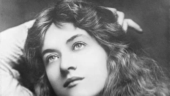 Maude Fealy mengguncang estetika hippie tahun 70an sebelum menjadi keren. Foto: Brightside