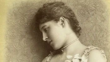 Lillie Langtry menginspirasi satu-satunya cinta Sherlock Holmes, Irene Adler , dan merebut hati kami juga. Foto: Brightside