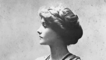 Coco Chanel pasti menyajikan OOTD paling ikonik yang membuat semua orang ketagihan. Foto: Brightside