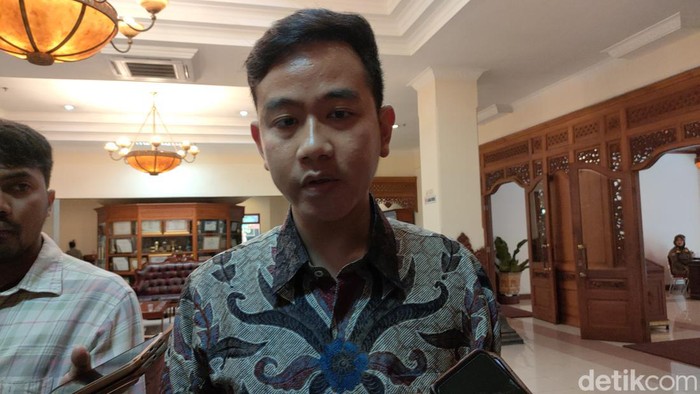 Wali Kota Solo Gibran Rakabuming Raka di Balai Kota Solo, Senin (18/9/2023).