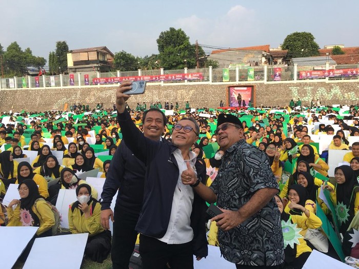 Zulkifli Hasan di UMJ