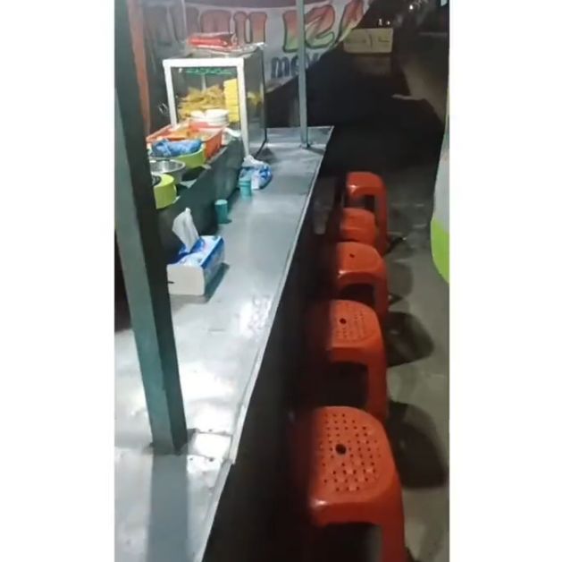 Banyak Penjual Makanan Curhat di Media Sosial Dagangan Sepi Tak Laku