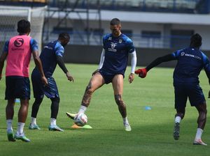 Jelang Lawan PSS Sleman, Alberto Alami Masalah Saat Latihan