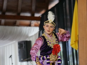 Ini Fai, Penari Tunarungu Lulusan AKN Seni dan Budaya Yogyakarta