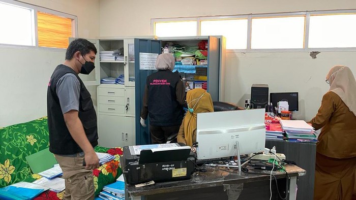 Kejaksaan Negeri (Kejari) Kabupaten Gowa, Sulawesi Selatan (Sulsel) menggeledah kantor RSUD Syekh Yusuf Gowa.